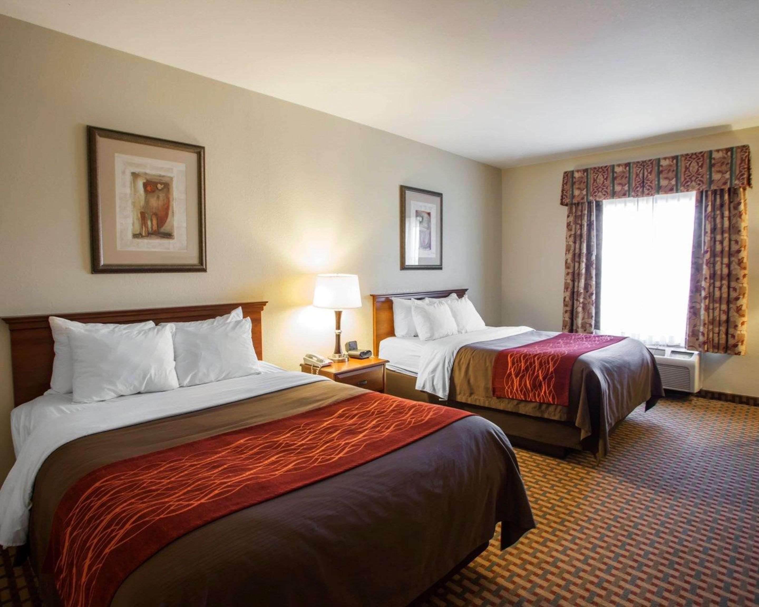 Comfort Inn & Suites Harrisonville מראה חיצוני תמונה