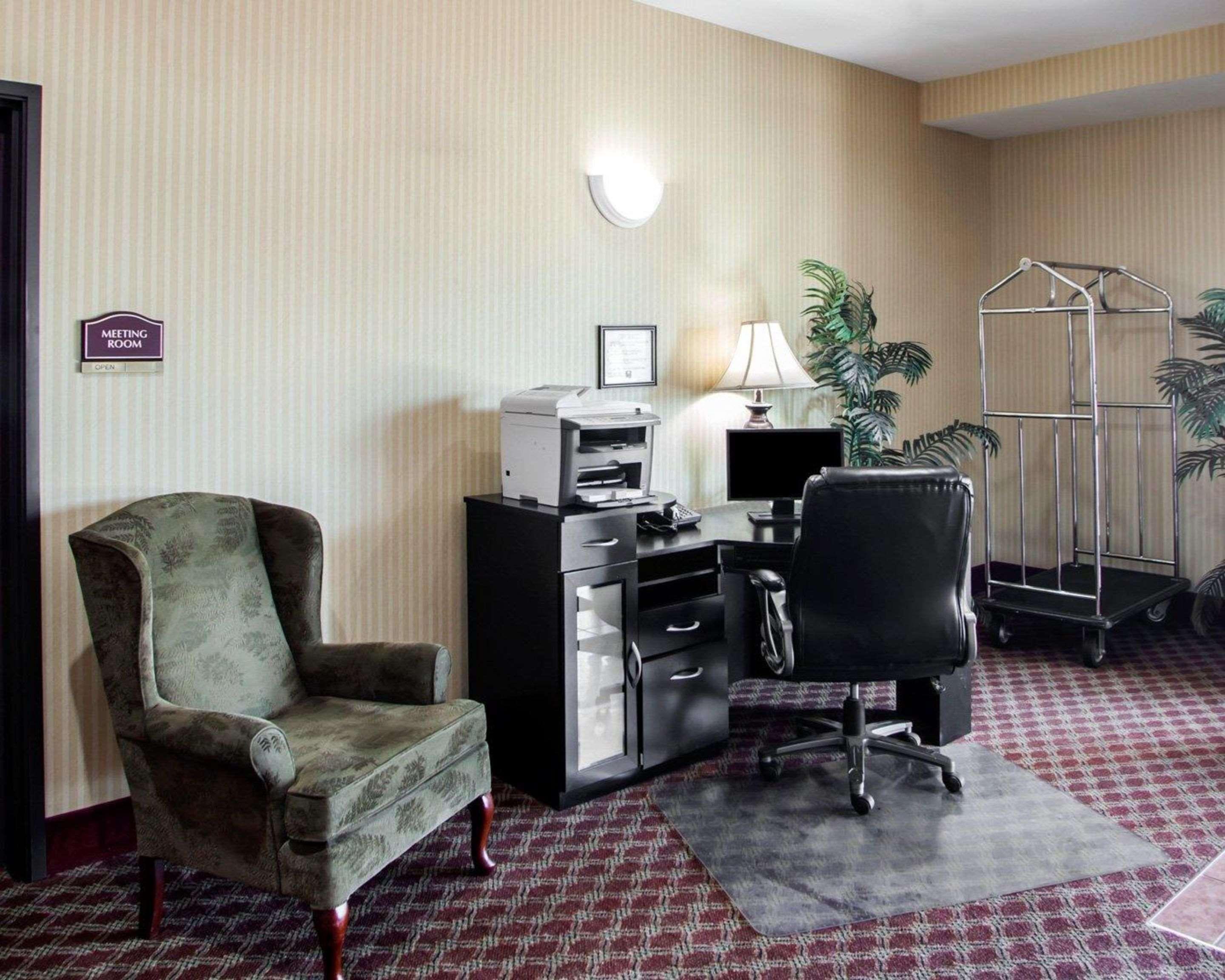 Comfort Inn & Suites Harrisonville מראה חיצוני תמונה