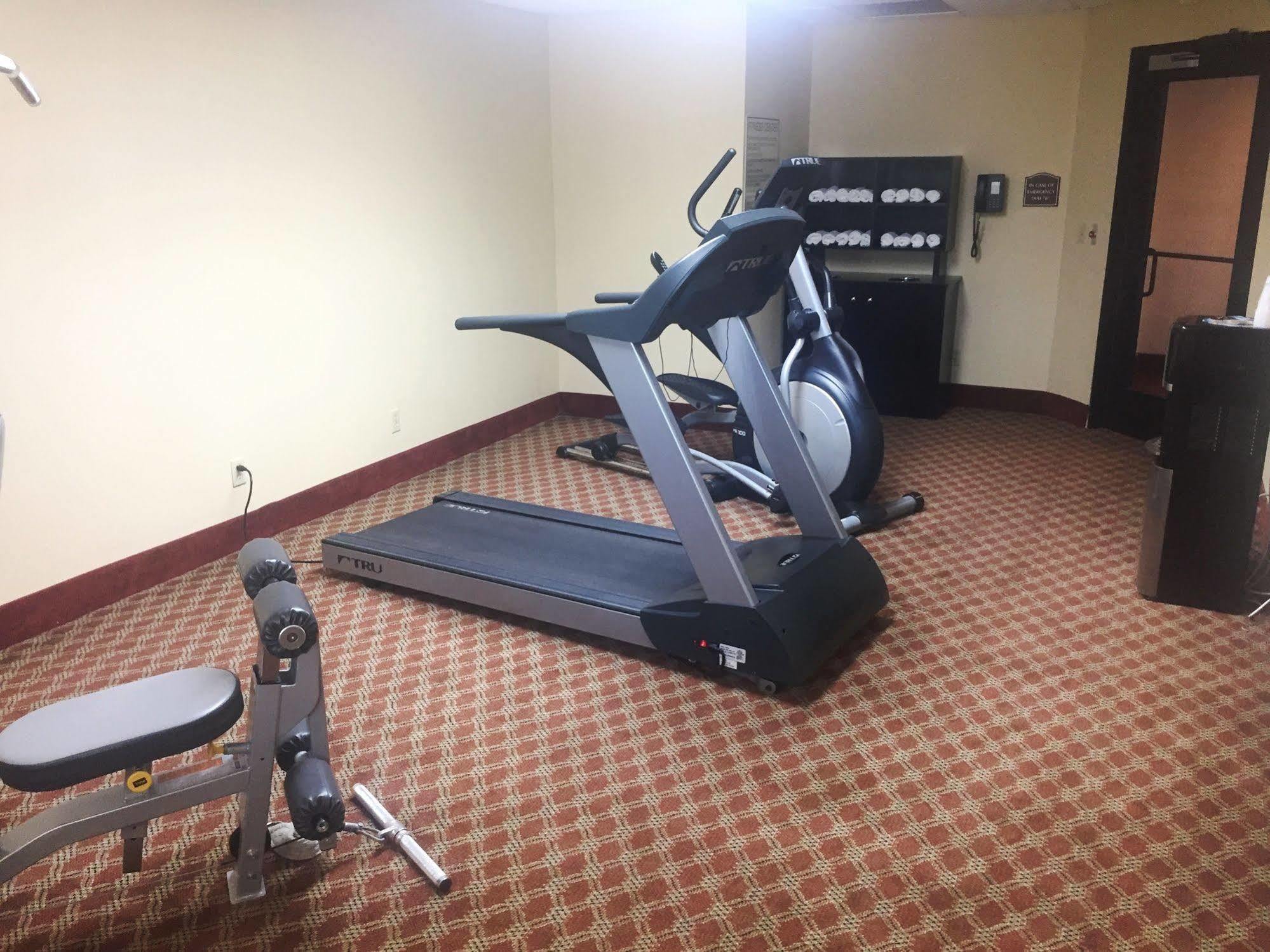Comfort Inn & Suites Harrisonville מראה חיצוני תמונה